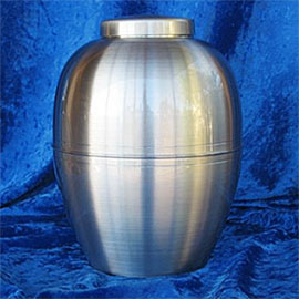 Pewter cremation urns - pewter rounded urn with decorative line around the middle.