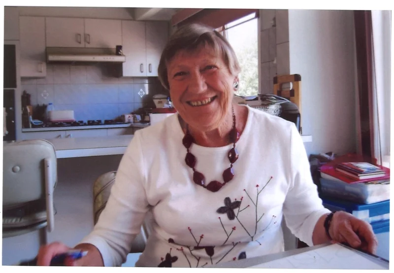 Shirley Fielding