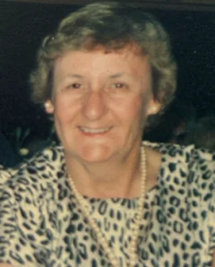 Christina (Chris) Edmunds