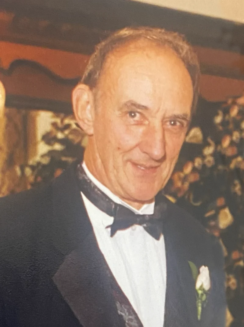 Robert Mason